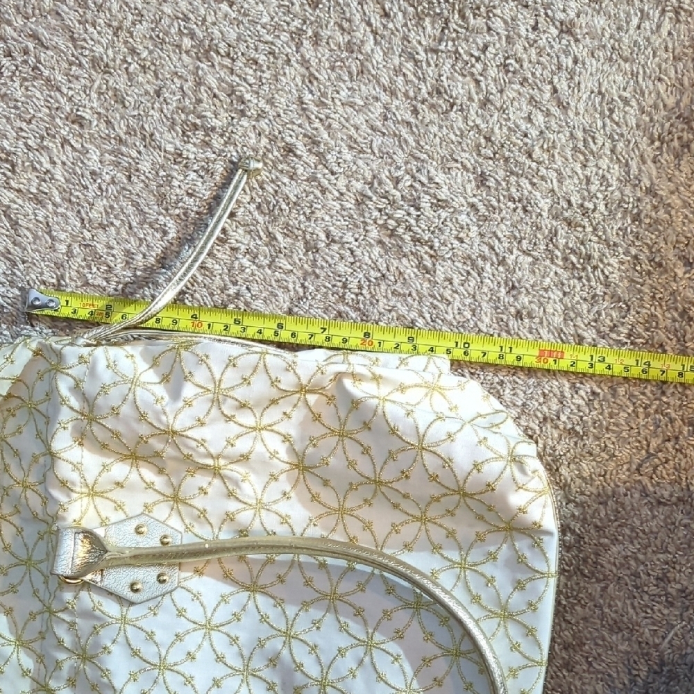 Sephora White and Gold Shoulder Bag with Structured Design - Picture 3 of 9
